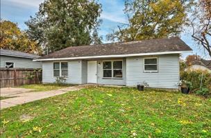 featured image of 917 W Little York Rd #NA