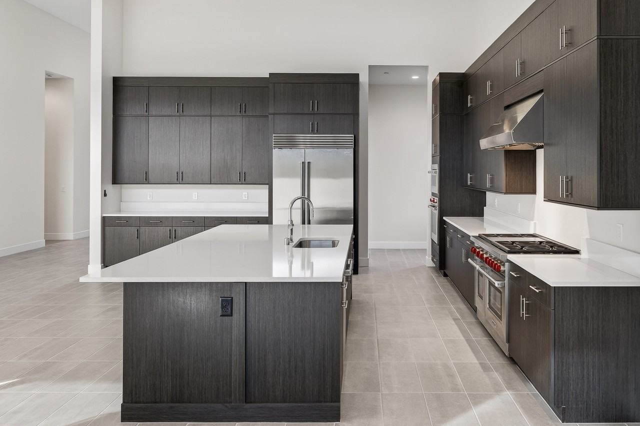 10865 Agate Cliffs Ave #NA - Photo 4 of 26