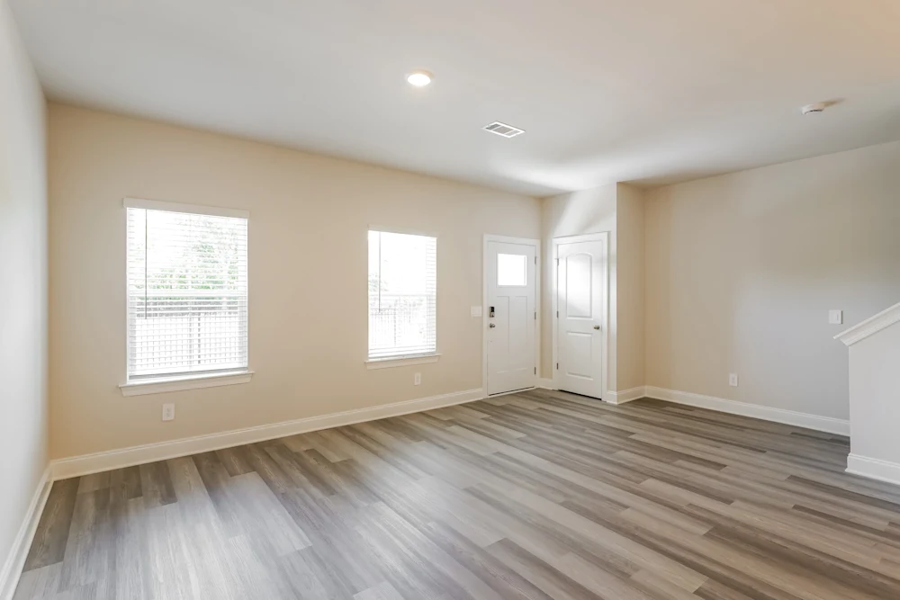 174 Maybrook Dr #NA - Photo 3 of 7