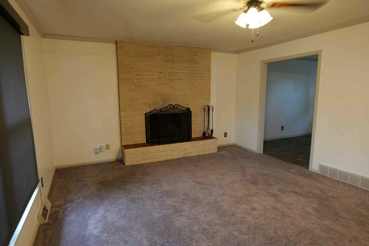 5018 Rosehill Dr #NA - Photo 4 of 16