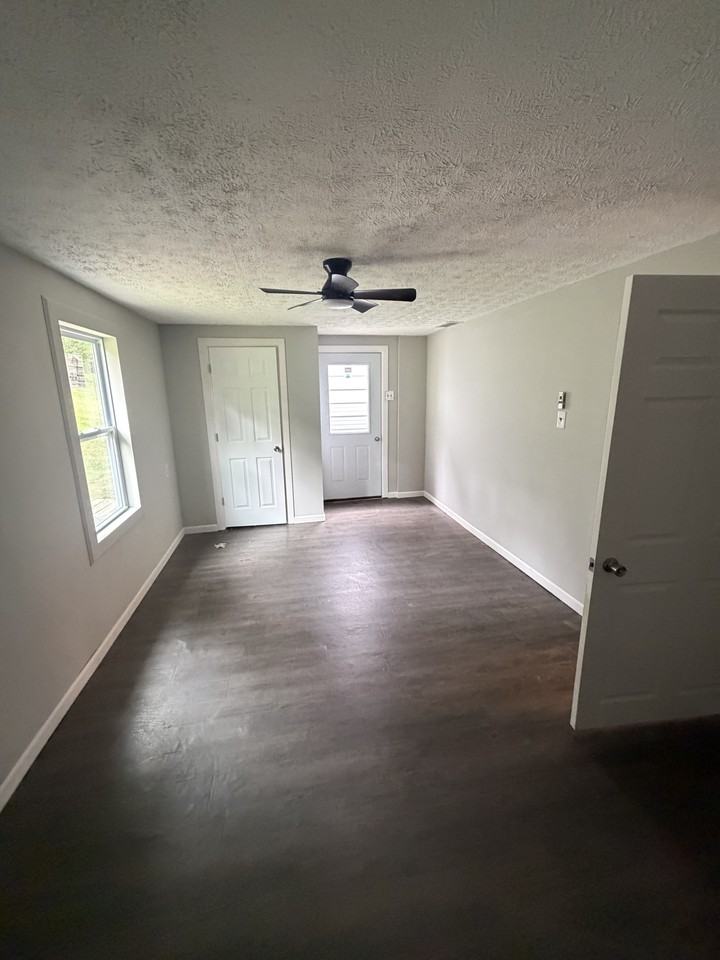 2021 Possum Hollow Rd #NA - Photo 3 of 11