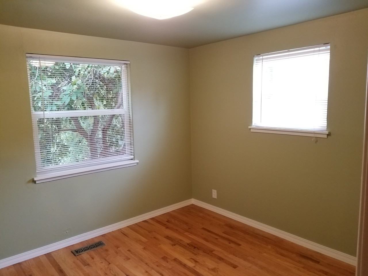 3844 Ne 86th St #NA - Photo 7 of 14