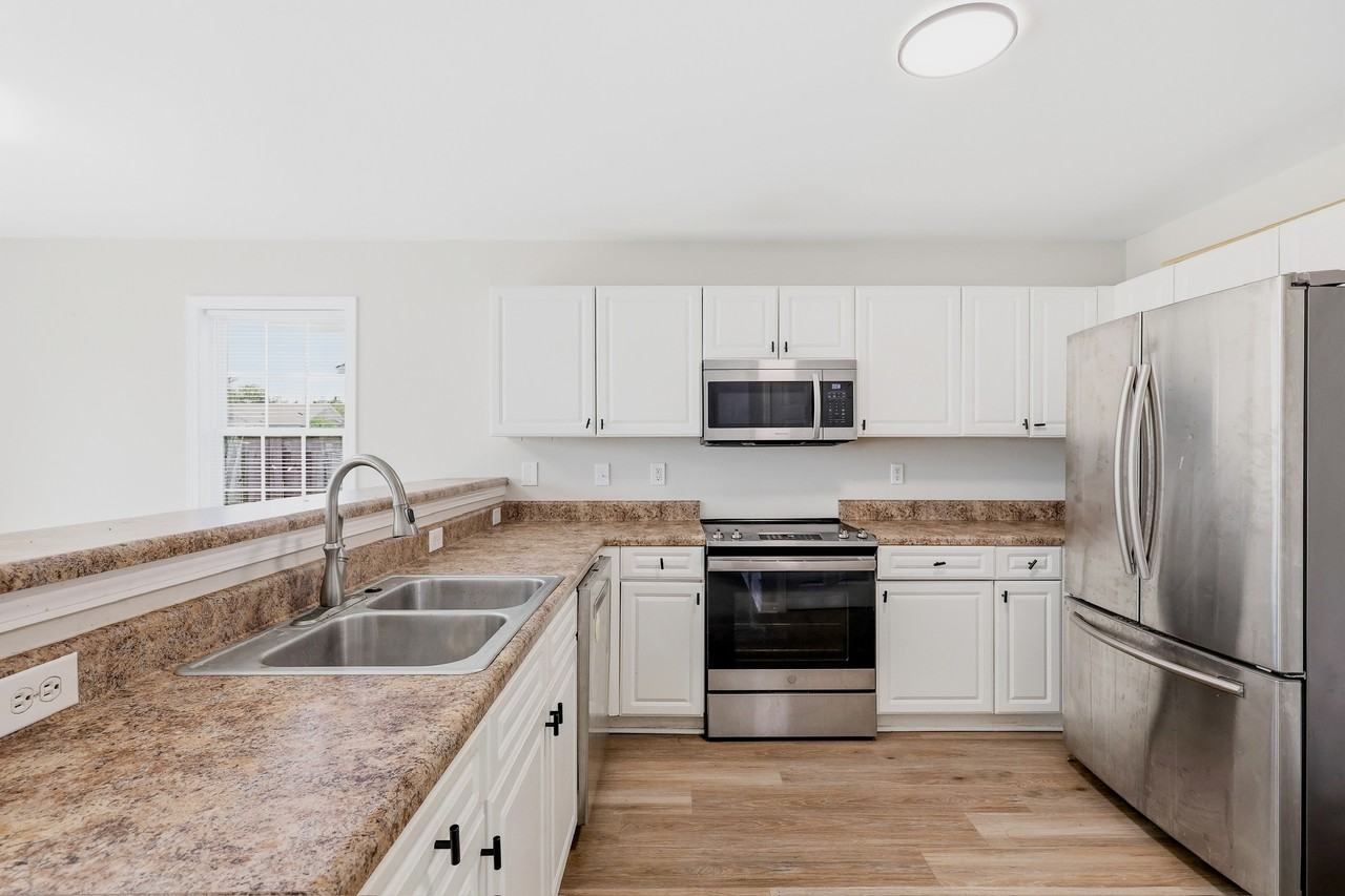 1553 Pine Harbor Way #NA - Photo 6 of 32