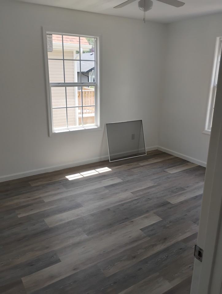 1715 Dale Ave #NA - Photo 3 of 10