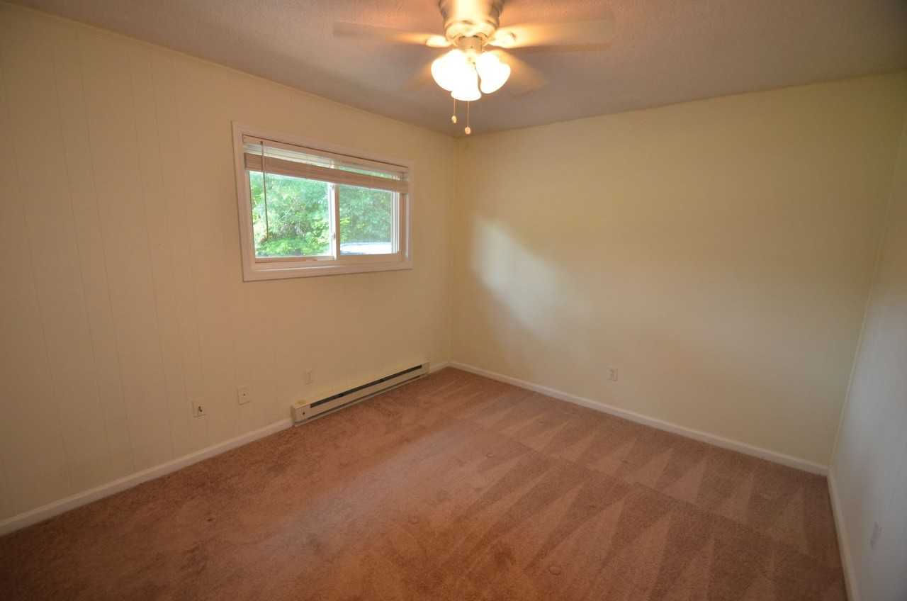 112 Bim St - Photo 4 of 11