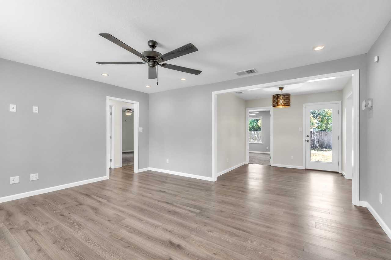 6321 35th Ave #NA - Photo 7 of 20