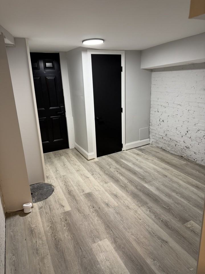 716 East 23rd Street - Photo 7 of 15