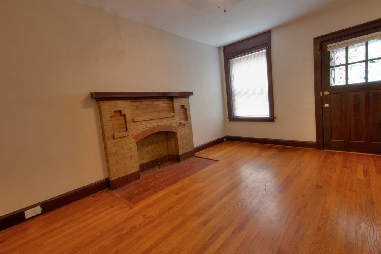 3409 Connecticut St - Photo 3 of 20