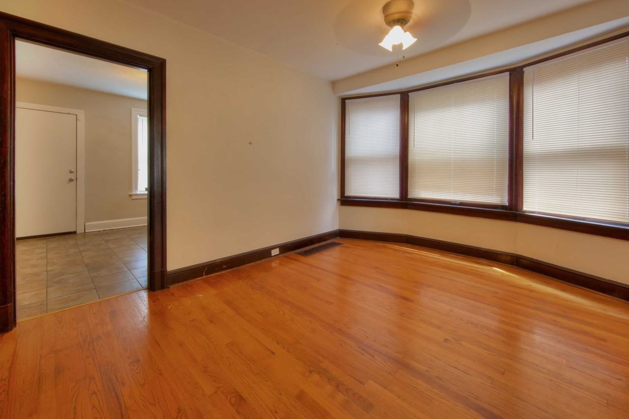 3409 Connecticut St - Photo 4 of 20