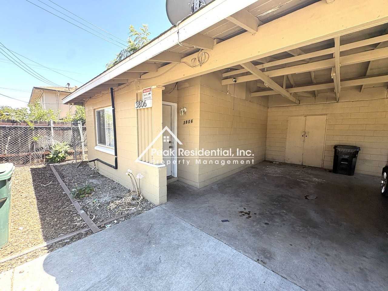 3806 45th Ave - Photo 3 of 15