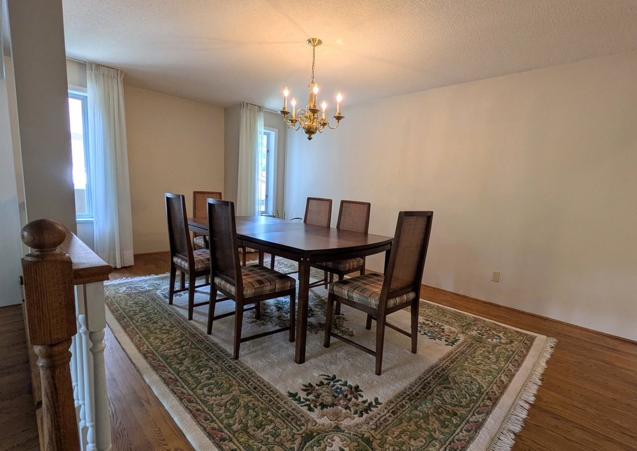 1590 Glen Abbey Dr - Photo 5 of 13