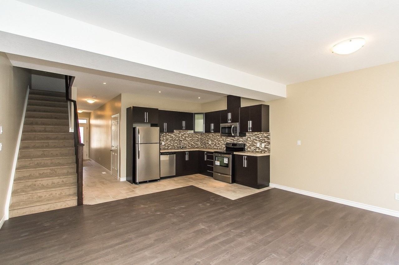 93 Gage Ave - Photo 3 of 19