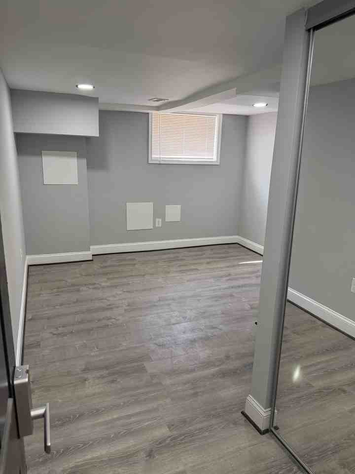 1228 Glyndon Avenue - Photo 3 of 11