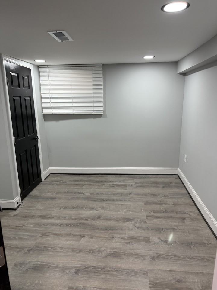 1228 Glyndon Avenue - Photo 6 of 11