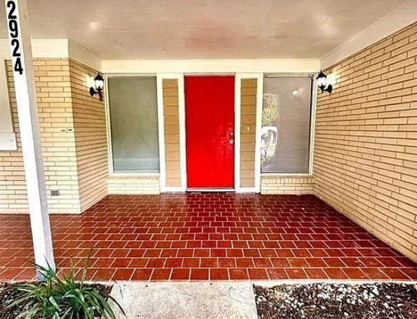 2924 Handy Drive Northwest - Photo 3 of 13