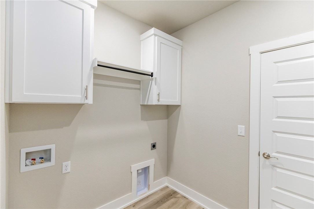 2105 N Chanae St - Photo 3 of 26