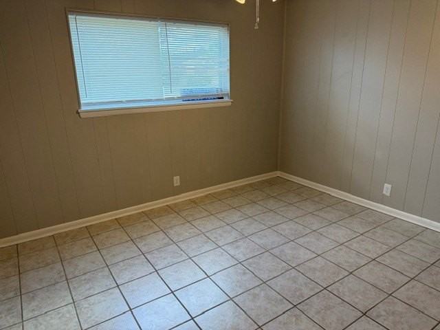 808 S 21st St - Photo 7 of 11