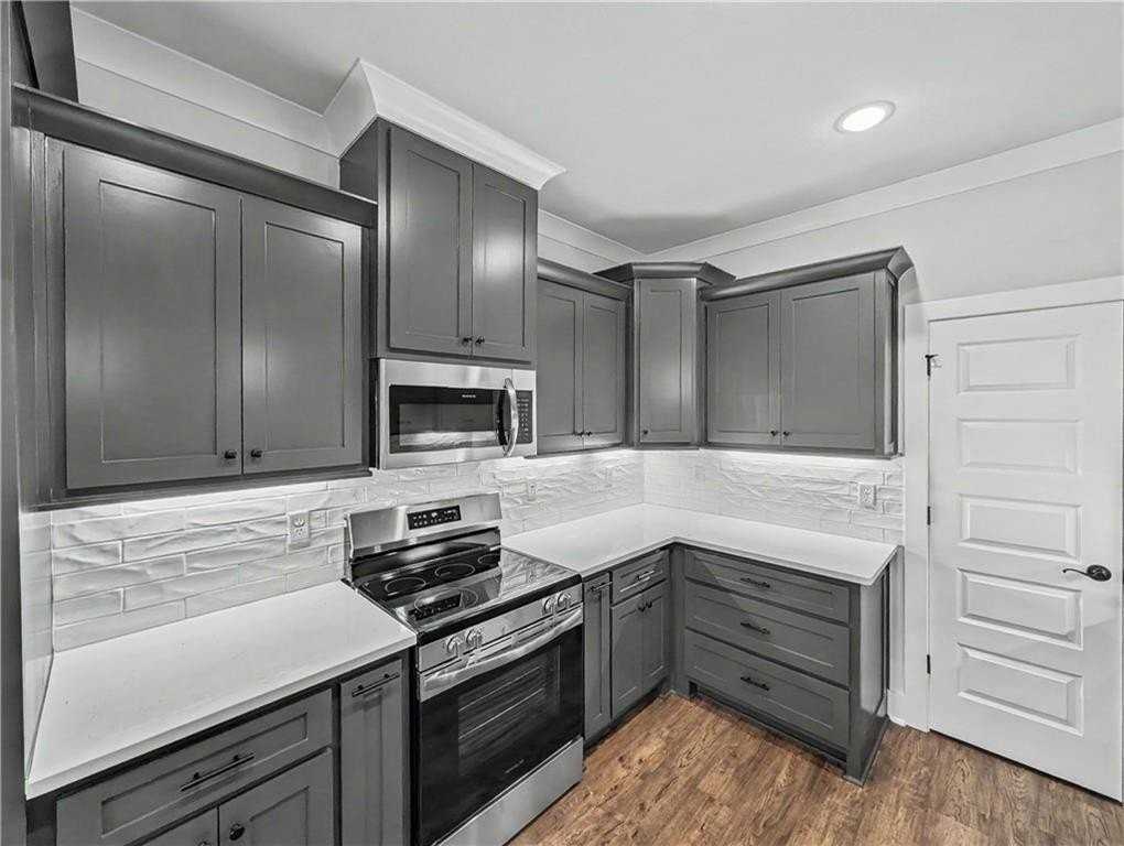 24 Cromarty Dr - Photo 6 of 24