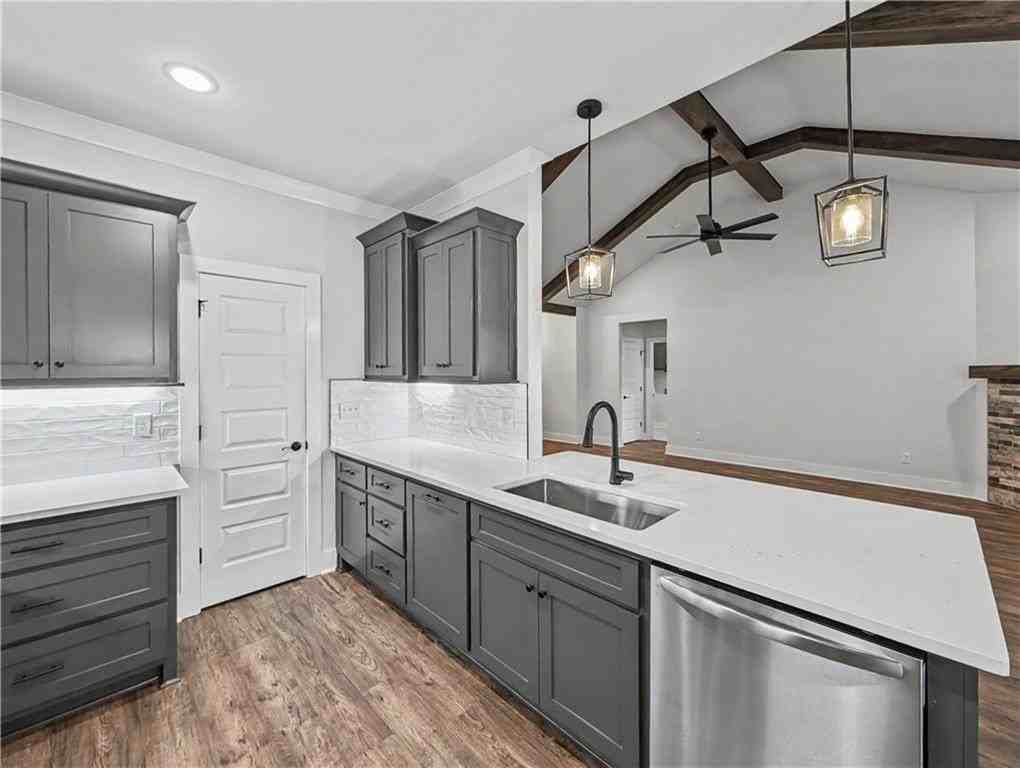 24 Cromarty Dr - Photo 7 of 24