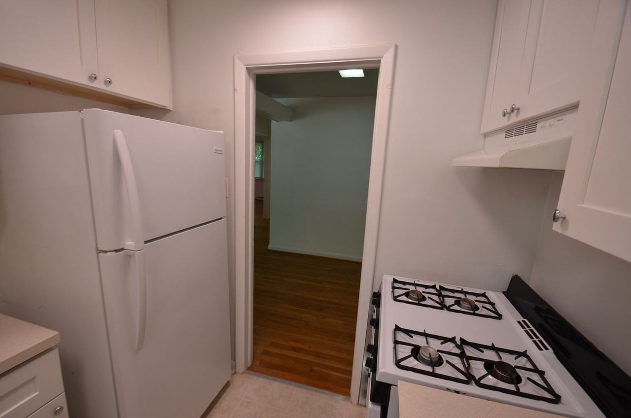 117 Purefoy Road - Photo 5 of 16