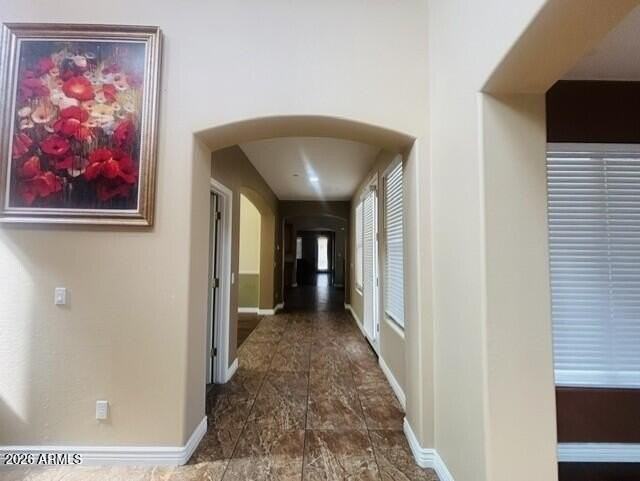 15106 W Sells Dr - Photo 4 of 33