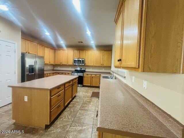 15106 W Sells Dr - Photo 7 of 33