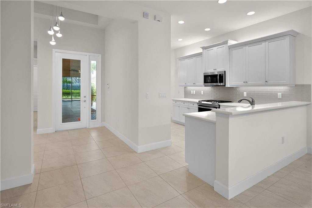 16312 Molise Pl Lot 70 - Photo 5 of 48