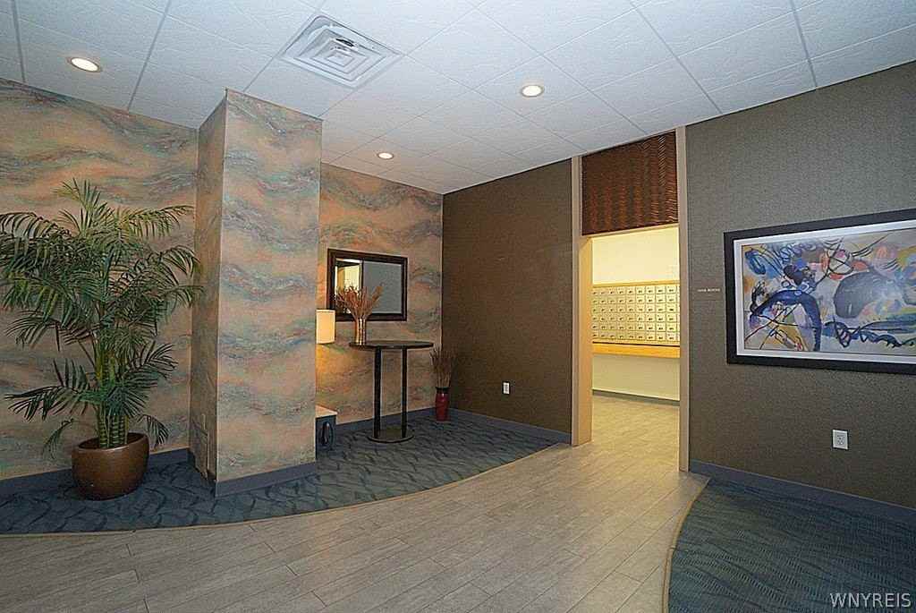 151 Buffalo Ave #905 - Photo 5 of 27