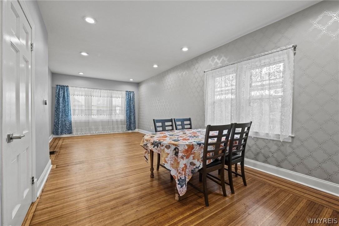 11 Baynes St - Photo 3 of 25