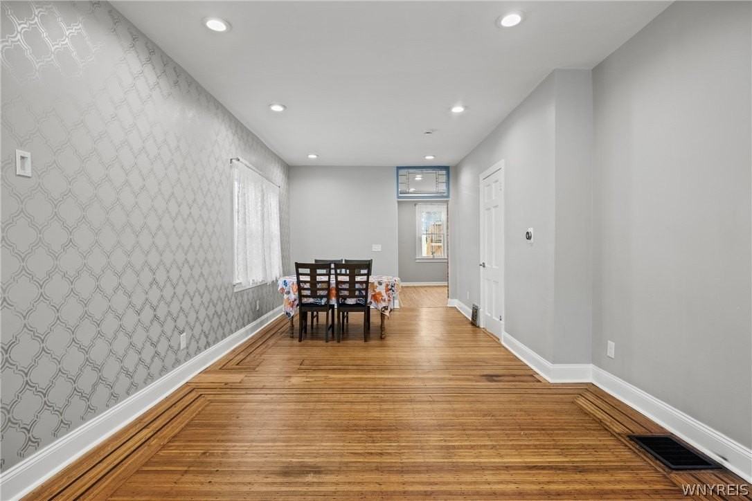 11 Baynes St - Photo 6 of 25
