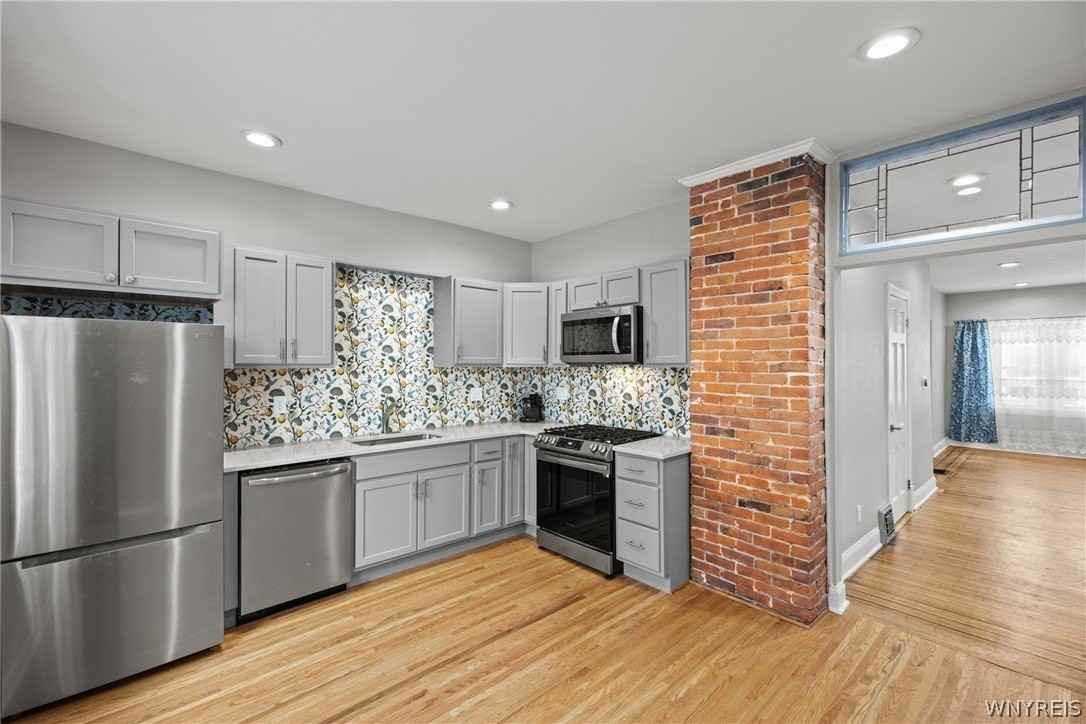 11 Baynes St - Photo 7 of 25