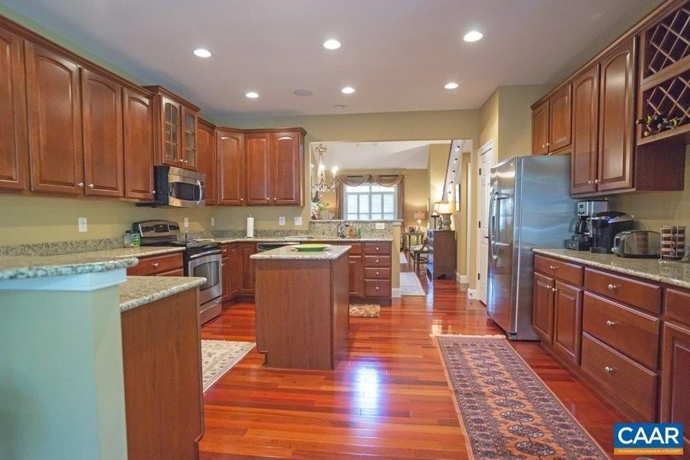 836 Colridge Dr - Photo 6 of 20