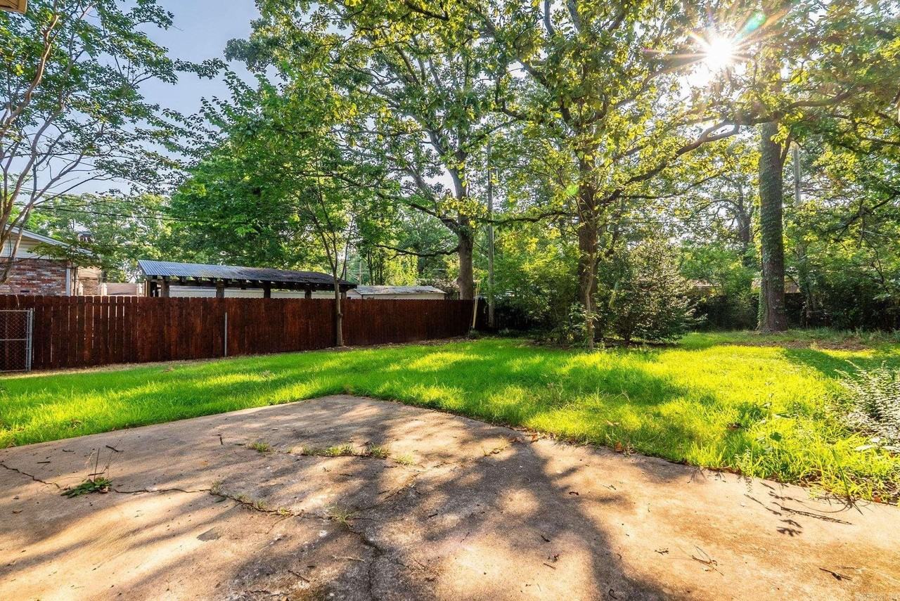 602 Devon Ave - Photo 7 of 34