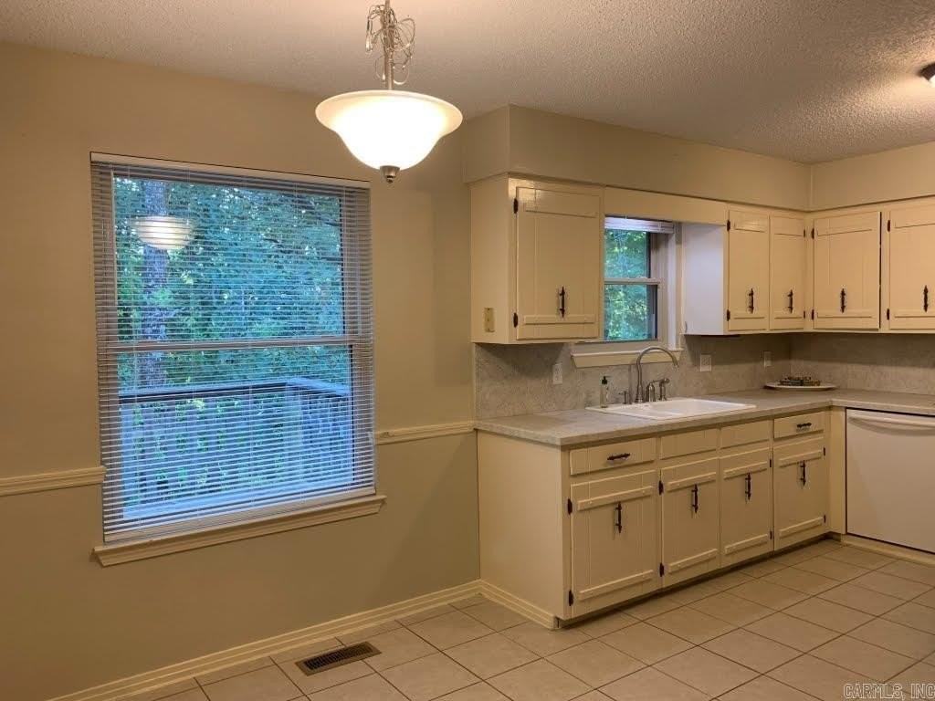 12729 Pleasant Forest Dr - Photo 5 of 14