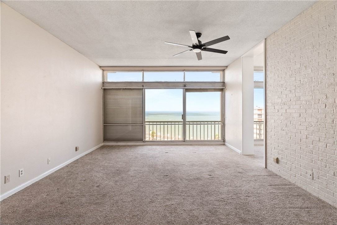 4600 Ocean Dr #906 - Photo 6 of 15