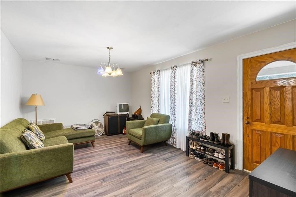 626 Caddo St - Photo 2 of 28