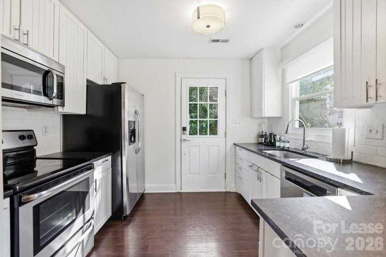 2508 Rozzelles Ferry Rd - Photo 2 of 34