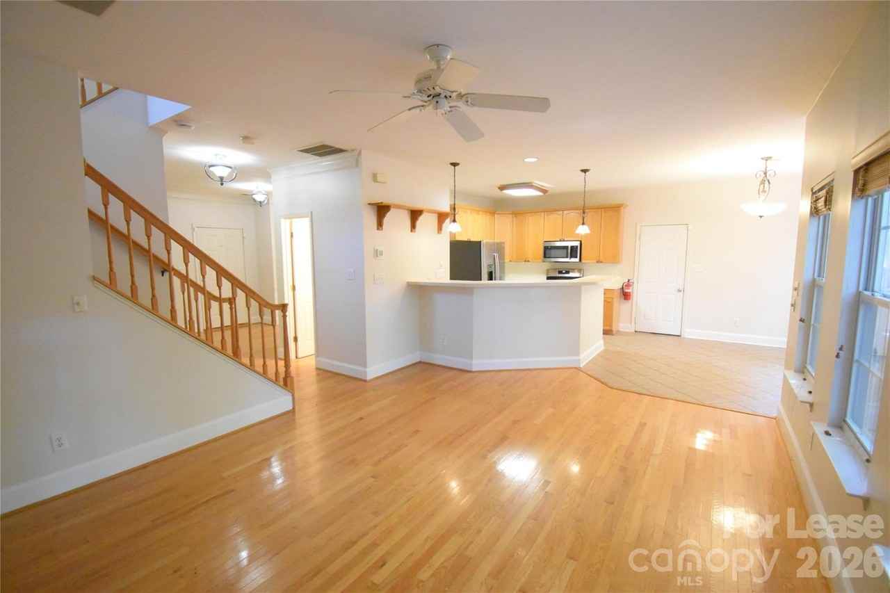 3704 Wind Ridge Pl - Photo 4 of 32