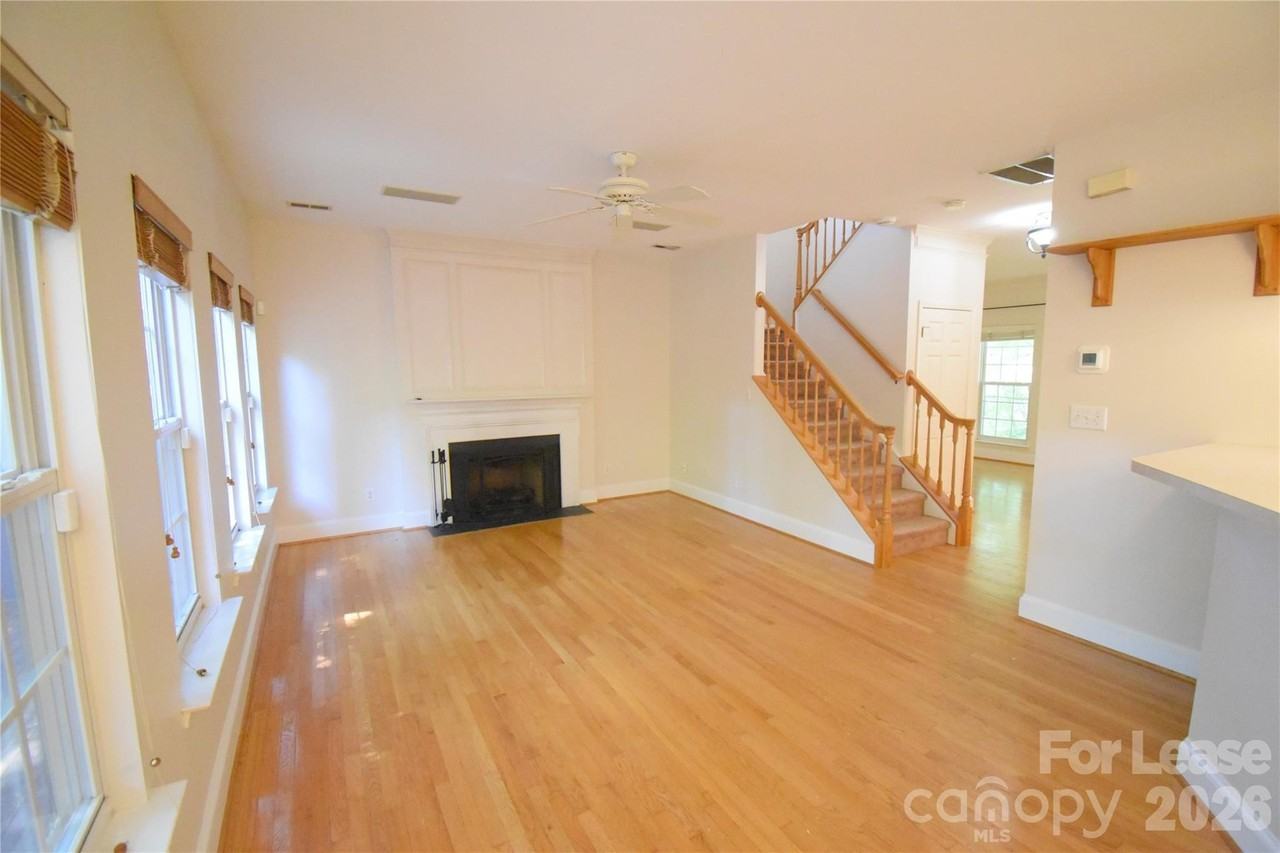 3704 Wind Ridge Pl - Photo 6 of 32