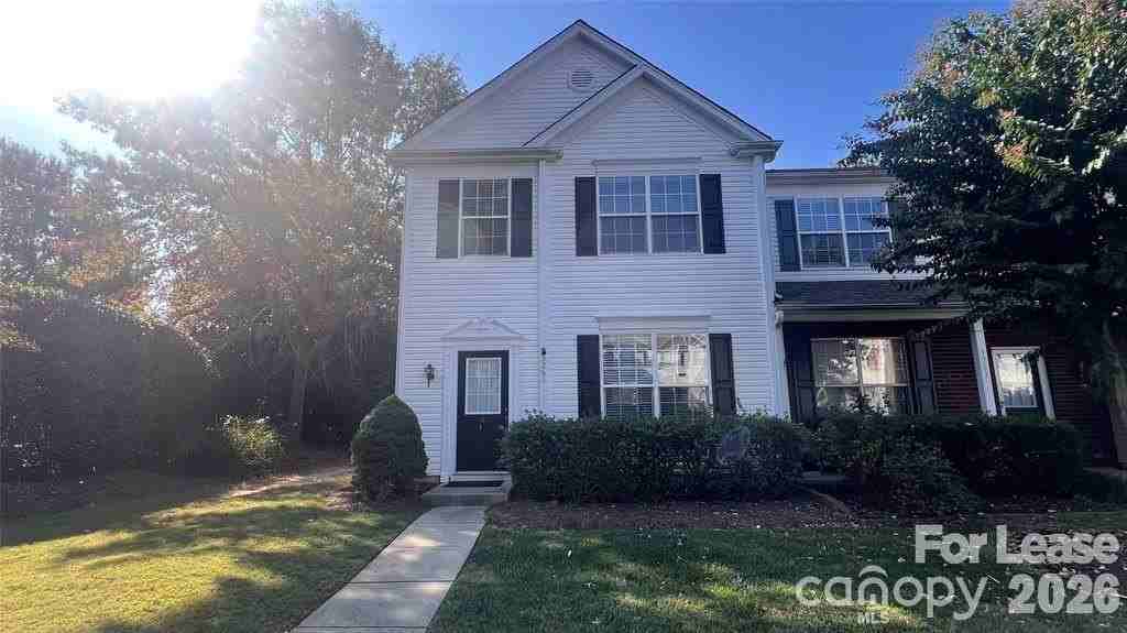 3261 Mannington Dr - Photo 2 of 12