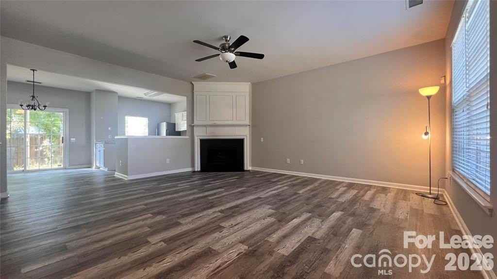 3261 Mannington Dr - Photo 3 of 12