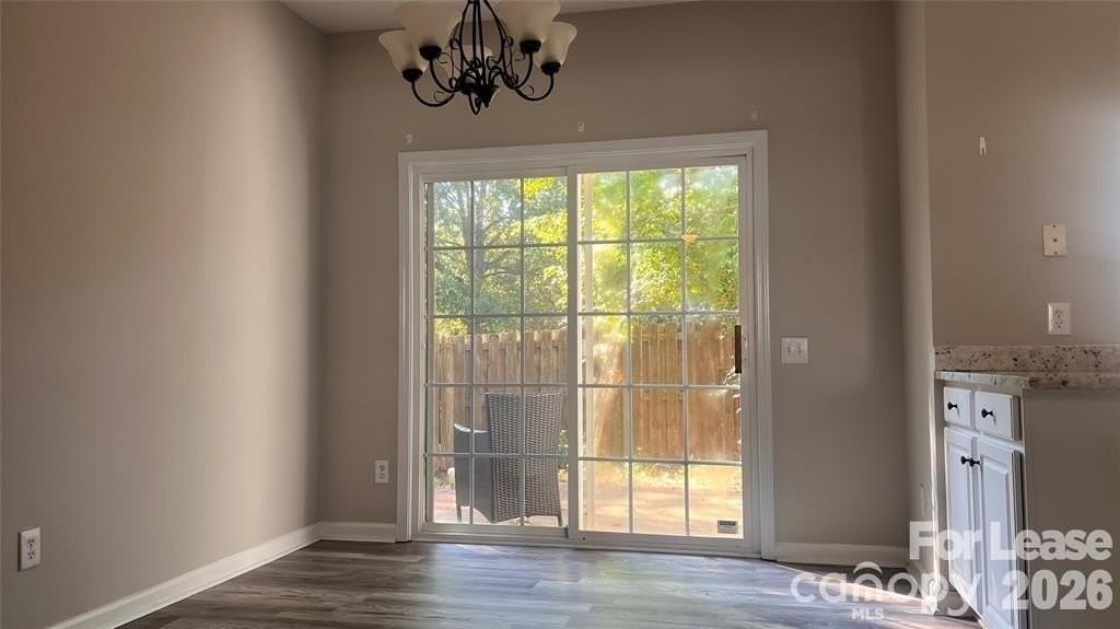 3261 Mannington Dr - Photo 4 of 12