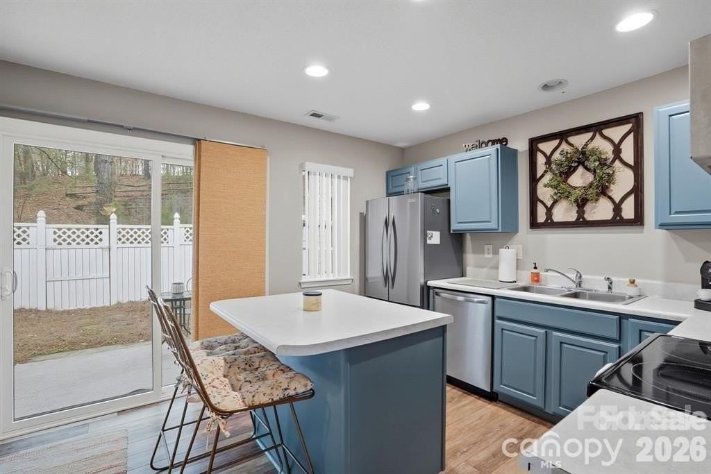 12350 Hennigan Place Ln - Photo 5 of 15