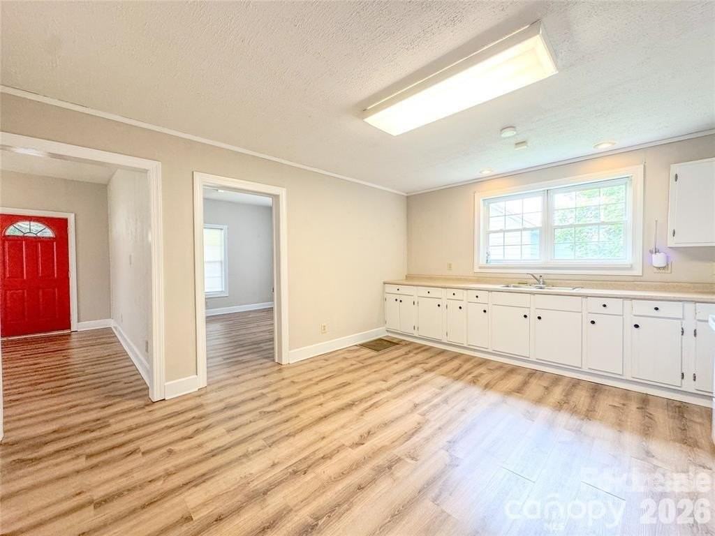 818 Grier St - Photo 6 of 13