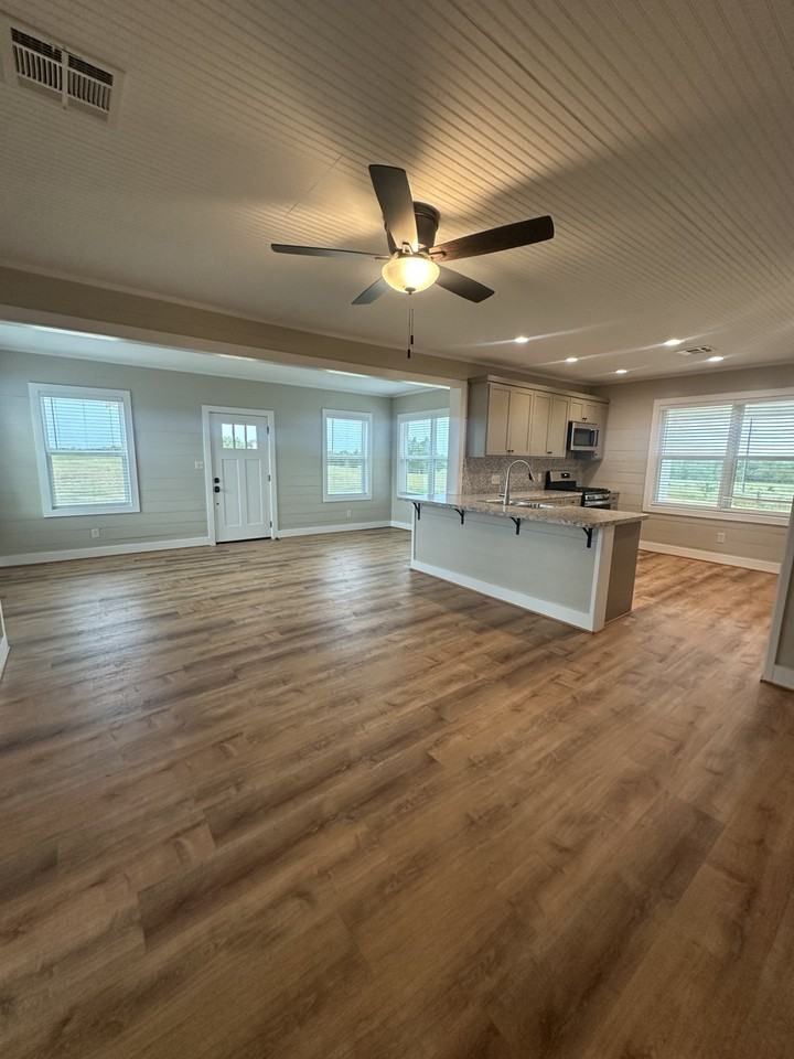 12201 Emshoff Rd #1 - Photo 3 of 11