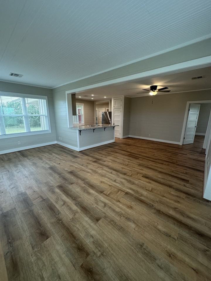 12201 Emshoff Rd #1 - Photo 5 of 11