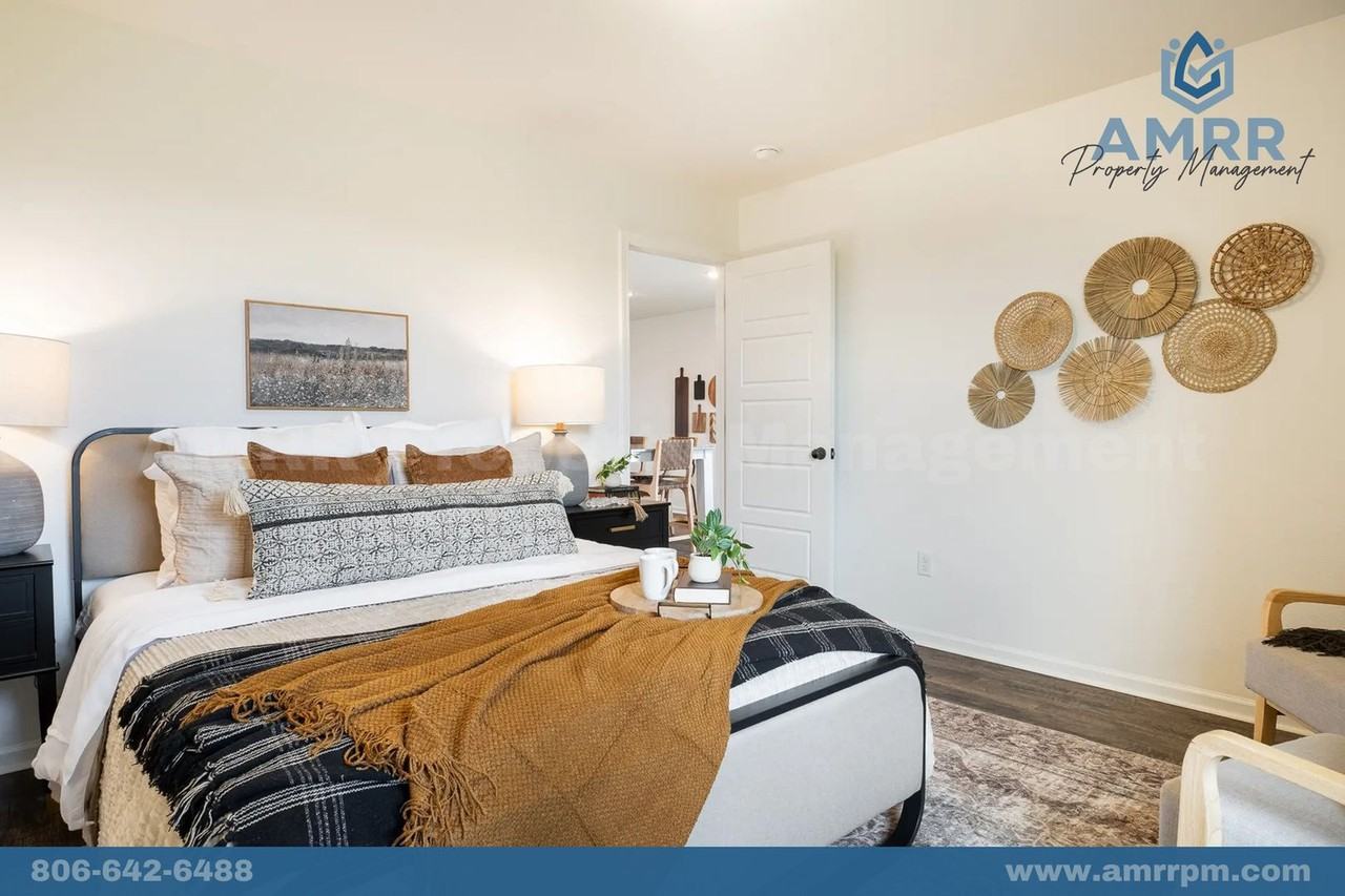 317 Golden Field Rd - Photo 4 of 15