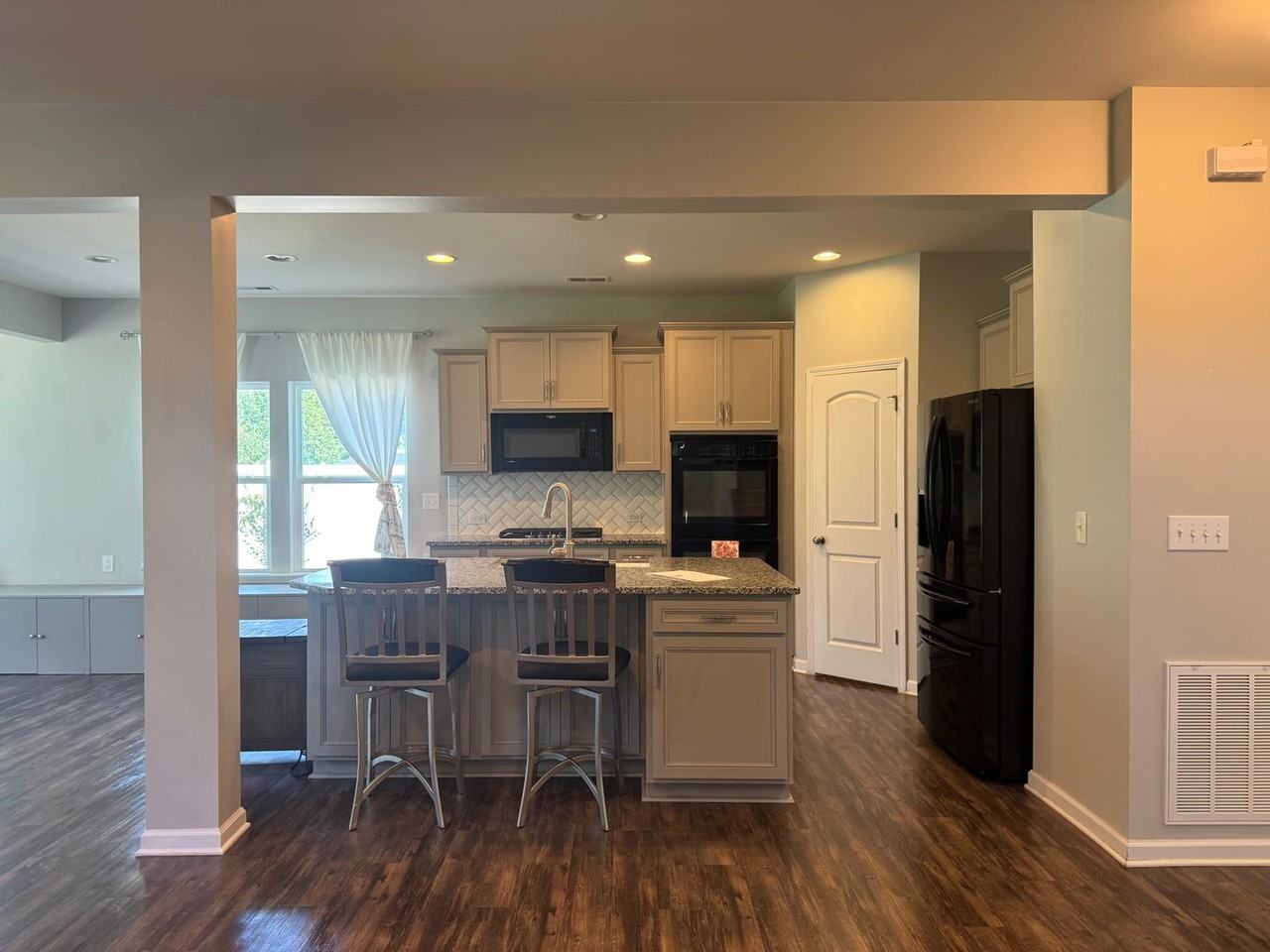 6380 Durango Way - Photo 6 of 50