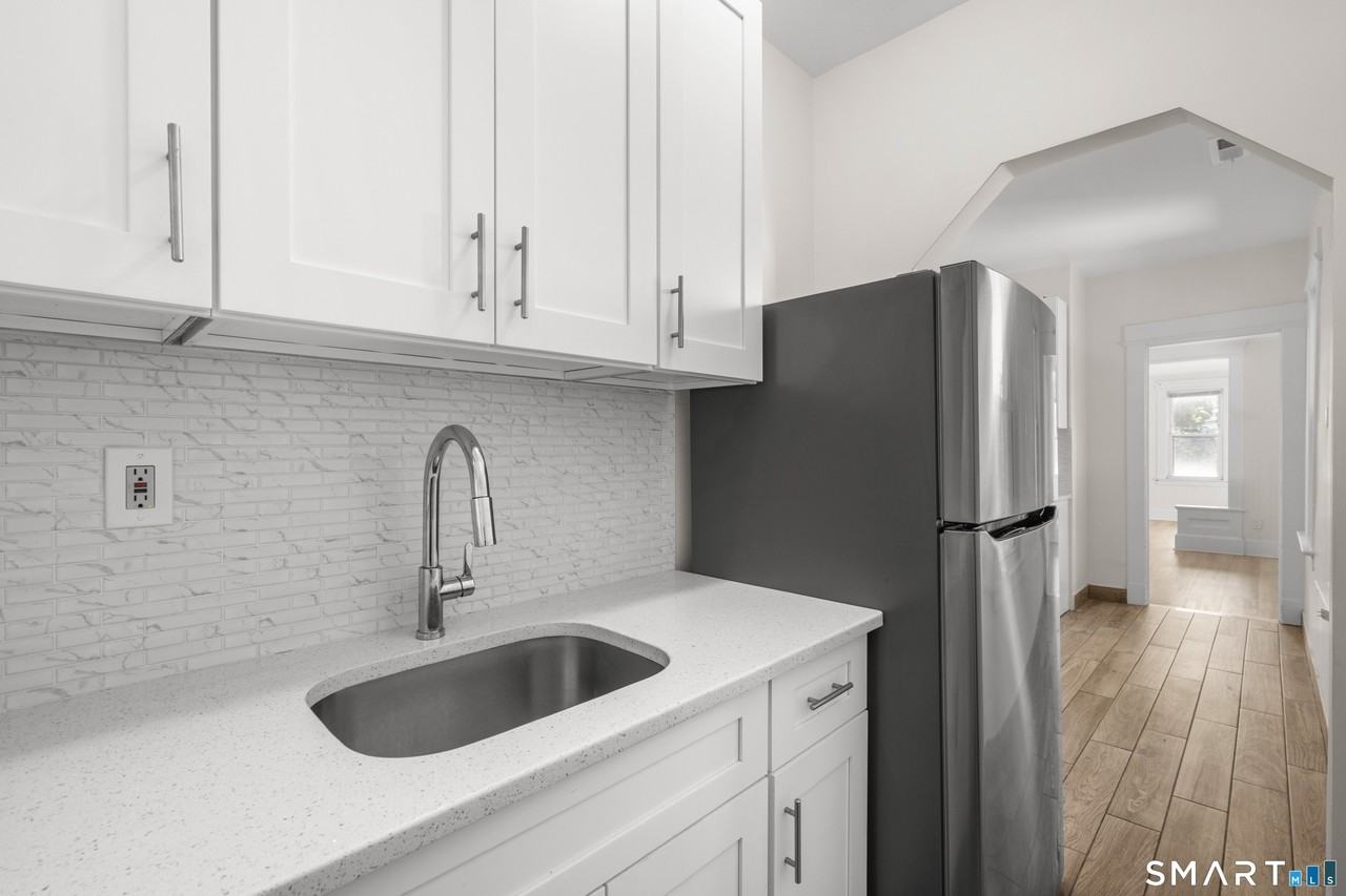 214 Hemingway Ave #2 - Photo 3 of 13