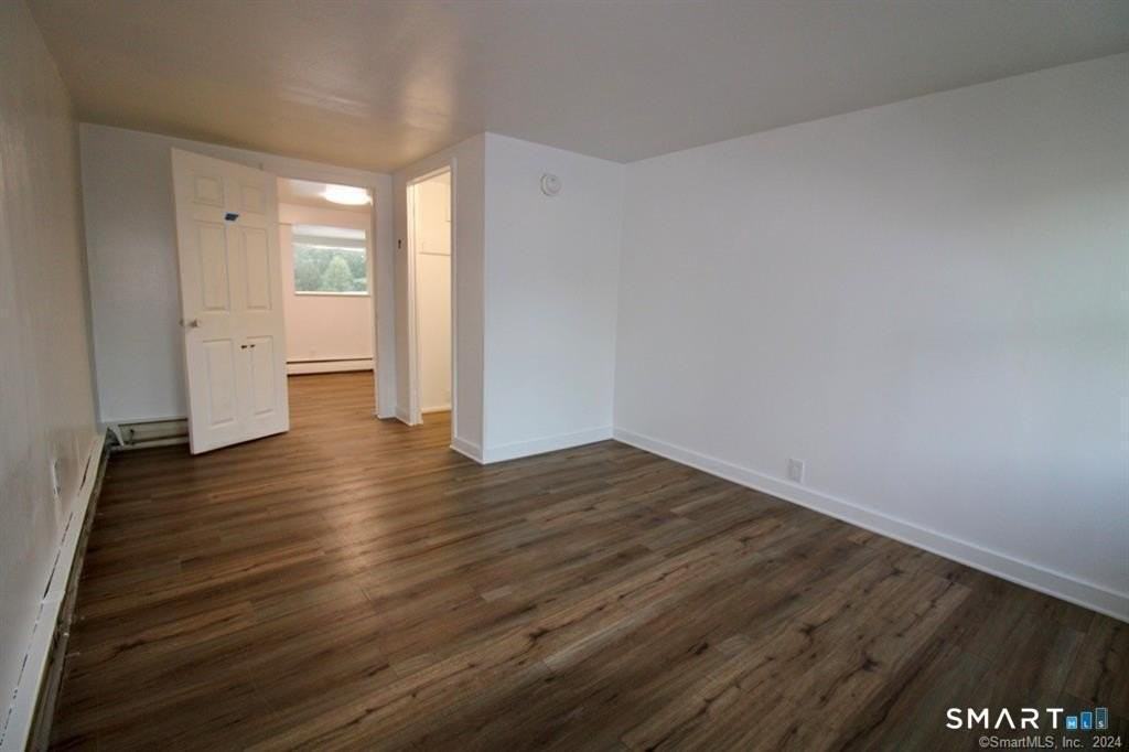 525 Boston Post Rd #1 - Photo 5 of 23